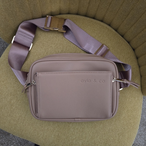 Ayla Fanny Pack - Picture 2 of 5